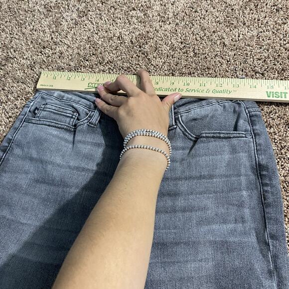 Judy Blue Skinny Fit Capri Jeans Womens 7 28 Gray Button Fly Stretch Denim Pants - Picture 6 of 9